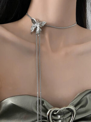collar mariposa
