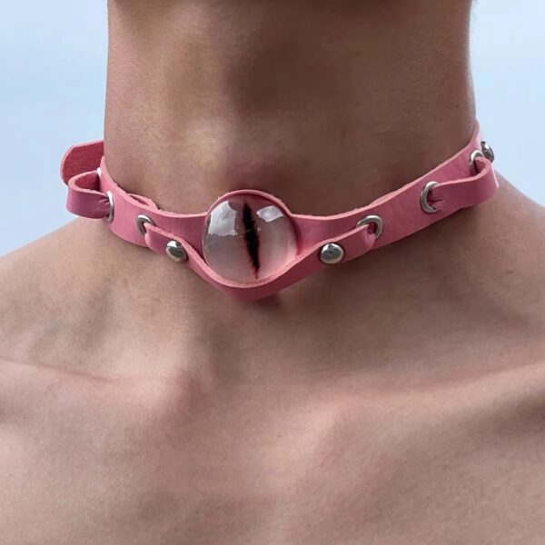 Choker cuero “Pupila del Dragón”