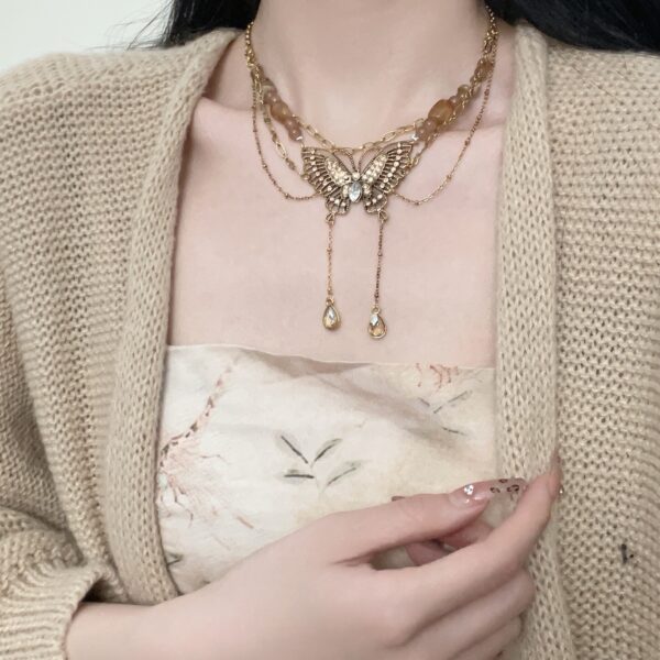 collar Alas Doradas